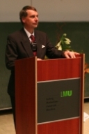 Prof. Dr. Graw (komm. Vorstand des Instituts für Rechtsmedizin)